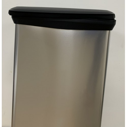 VÝPRODEJ CURVER DECO BIN 50L Odpadkový koš 39 x 29 x 73 cm stříbrný 02162-582 NEDOLÉHÁ VÍKO!!