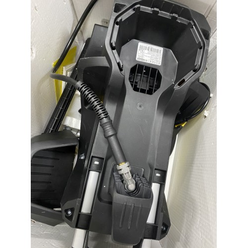 VÝPRODEJ KÄRCHER K5 Power Control Home Tlaková myčka 1.324-553.0 PRASKLÝ SPODNÍ KRYT!!
