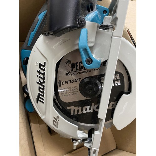 VÝPRODEJ MAKITA DHS680Z Aku bezuhlíková okružní pila Li-ion LXT 18V, bez aku Z POUŽITÁ!!