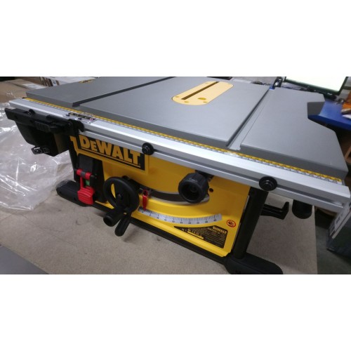 VÝPRODEJ DeWALT Stolní okružní pila 2 000 W, 250 mm VYOSENÉ NASTAVOVÁNÍ PILY, PLNĚ FUNKČNÍ!!!