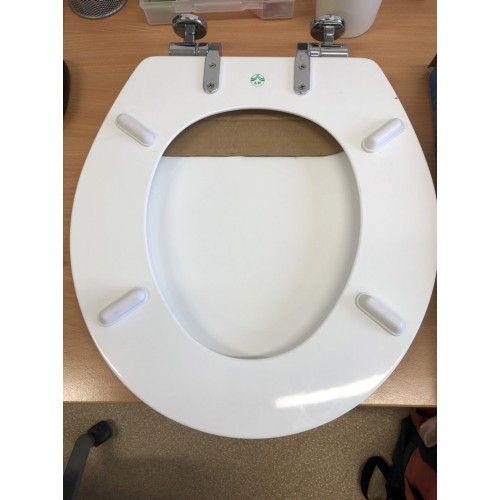 VÝPRODEJ NOVASERVIS SOFT LYRA WC sedátko tvarované dřevo, bílá, pomalu padající ODŘENÉ, ŠEDÉ UCHYCENÍ