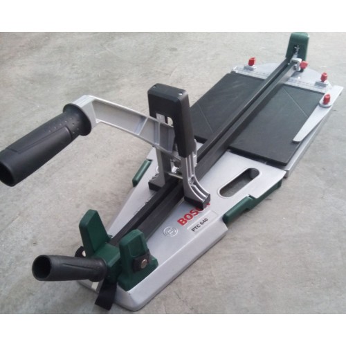 VÝPRODEJ BOSCH PTC 640 Řezačka na dlaždice 0603B04400 POUŽITÉ!!!