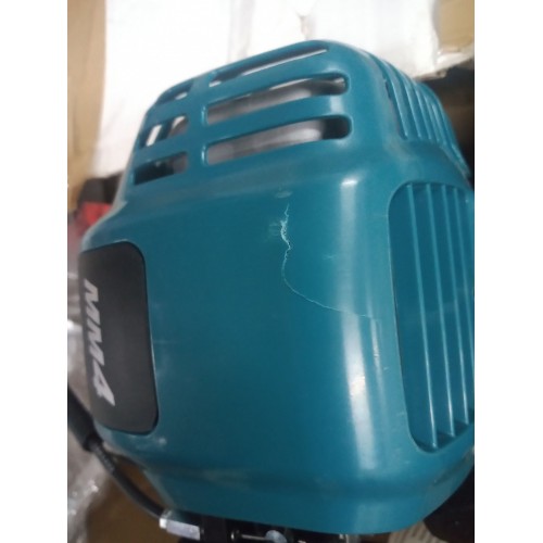 VÝPRODEJ MAKITA Benzinový křovinořez 4-takt 1,07kW(MS335.4U) EBH341U PRASKLÝ KRYT MOTORU!!!