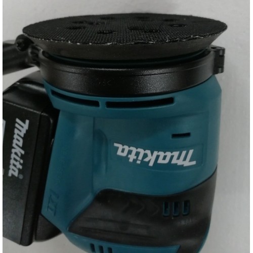 VÝPRODEJ MAKITA DBO180RTJ Aku excentrická bruska 123mm, Li-ion 18V/5,0Ah, Makpac DROBNĚ POŠKOZENÝ TALÍŘ!!
