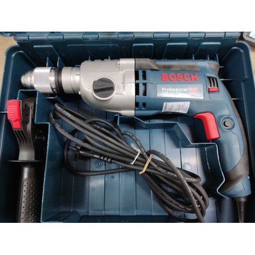VÝPRODEJ BOSCH GSB 21-2 RCT příklepová vrtačka 060119C700 PO SERVISE, OPRAVA SKLÍČIDLA, POŠKRÁBANÝ KUFR!!