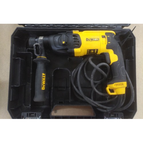 VÝPRODEJ DeWALT D25133K Kombinované kladivo SDS-Plus (800W/2,6J) kufr POUŽITÉ!!