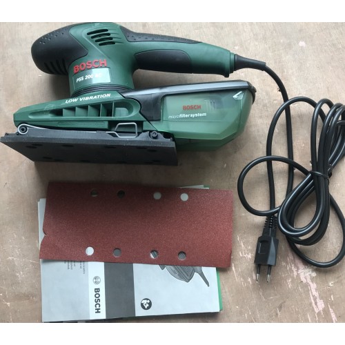 VÝPRODEJ BOSCH PSS 200 AC vibrační bruska 0603340120, FUNKČNÍ, NEPOUŽITÁ, CHYBÍ KUFR!!!