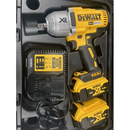 VÝPRODEJ DeWALT DCF899P2 Aku rázový utahovák 18V 1/2" (950 Nm/2x5,0Ah) kufr Tstak PO SERVISE!!