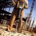 DeWALT D25981K Demoliční kladivo HEX 28mm, 29,5 kg (2100W/62J) s vozíkem