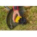 STANLEY SFMCSTB933M-QW V20 Aku bezuhlíková strunová sekačka 33cm (18V/1x4,0Ah)