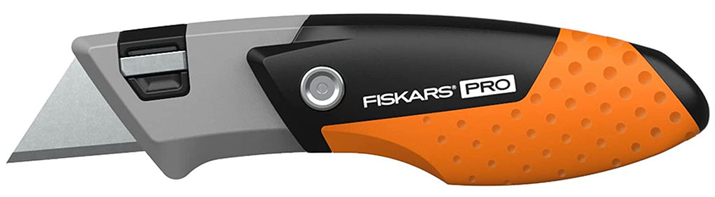 FISKARS CarbonMax Kompaktní univerzální nůž skládací, 12 cm 1062939
