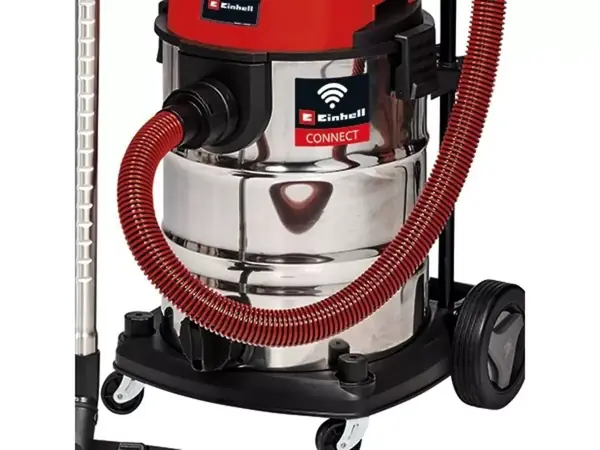 Akumulátorový mokro-suchý vysavač Einhell TP-VC 36/30 S Auto-Solo s uzavřenou nerezovou nádobou a připojenou červenou sací hadicí.