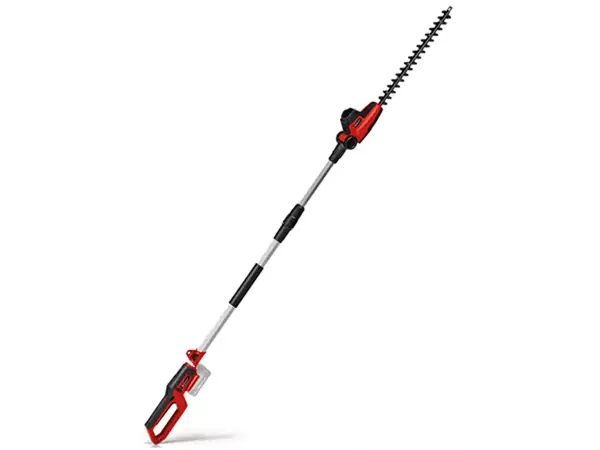 Die Einhell Akku-Teleskop-Heckenschere GC-HH 18/45 Li T-Solo in voller Länge auf weißem Hintergrund.
