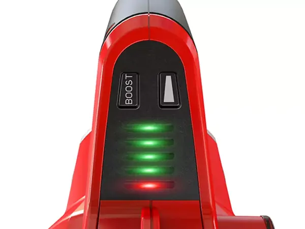 Detailní pohled na regulaci otáček aku vysavače listí Einhell VENTURRO 36 240 se zeleně svítící LED indikací
