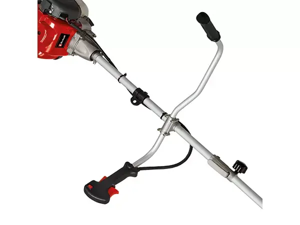 Benzínový křovinořez Einhell GC-BC 36-4 S s ergonomickými řídítky na bílém pozadí.