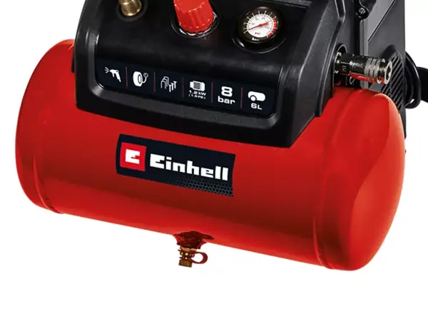 Kompresor Einhell TC-AC 190/6/8 OF Set s červenou 6litrovou nádrží na stlačený vzduch a ovládacím panelem se symboly na bílém pozadí.