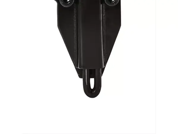 Detailní záběr bezpečnostní pojistky sponkovačky Einhell TC-PN 50 pro bezpečné spuštění.