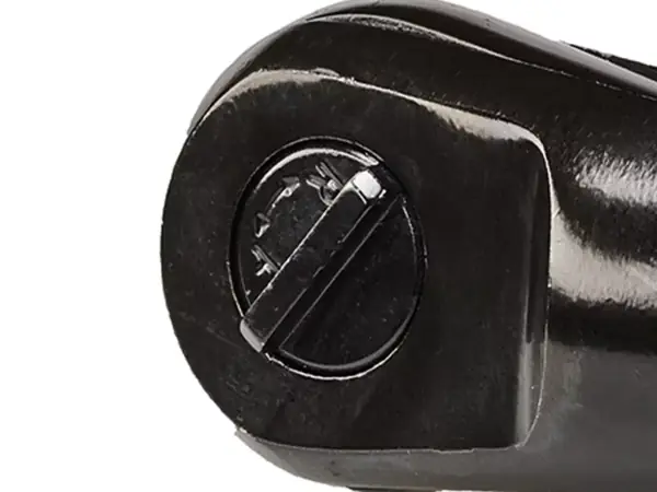 Detailní pohled na přepínací páku u Einhell TC-PR 68 pro nastavení pravého a levého chodu.