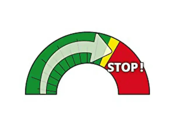 Grafika ochrany proti přetížení elektrocentrály Einhell TC-PG 10/E5 se zelenou, žlutou a červenou oblastí a označením „STOP“.