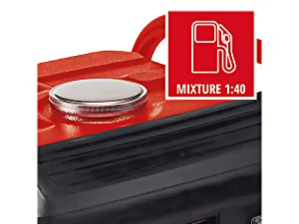 Plnicí otvor nádrže elektrocentrály Einhell TC-PG 10/E5 s grafickým návodem k poměru směsi 1:40 pro benzinovou směs.