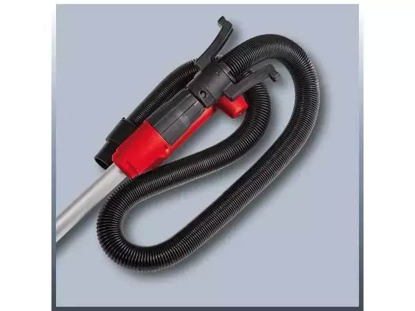 Bruska na sádrokarton Einhell TC-DW 225 s připojenou odsávací hadicí pro bezprašnou práci.