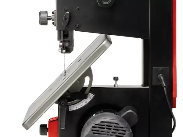 Neigbarer Sägetisch der Einhell Bandsäge TC-SB 200/1 für Gehrungsschnitte.