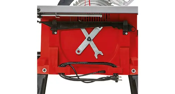 Ve-bezpen-uskladnno-na-jednom-mst