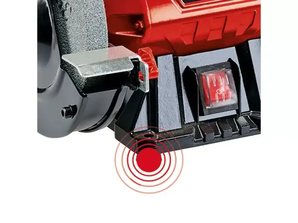 Gumové nožky dvoukotoučové brusky Einhell TC-BG 150 pro nízkovibrační používání.