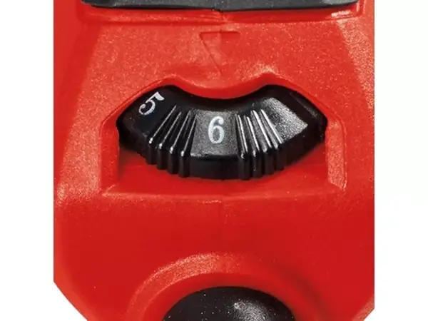 Nahaufnahme des Drehzahl-Einstellrads am Einhell Multifunktionswerkzeug TC-MG 250 CE, eingestellt auf Stufe 6.
